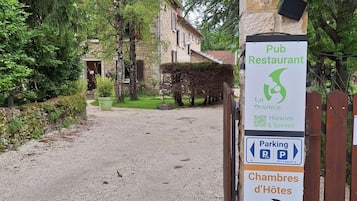 Vue depuis lâhĂ©bergement