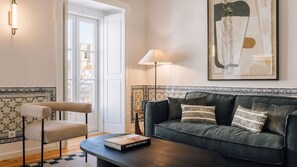 TV - Ando Living - Madalena House - 401 (Lisboa)