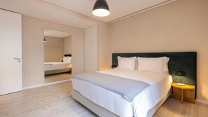 Iron/ironing board, travel cot, free WiFi, bed sheets - Carmo 43 | Apartamento 403 (Lisboa)