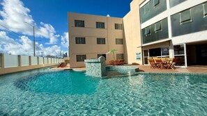 Outdoor pool - Atrios Beach Hotel (Natal)