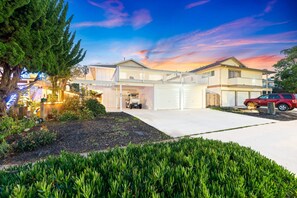Exterior - 20% Off June 1-6! Walk 2 Beach, Great 4 Families* (Ventura)