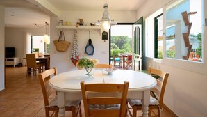 บ้านพัก | 4 ห้องนอน