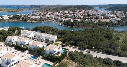 Villa Sa Calma With 4 Bedrooms and 3 Bathrooms