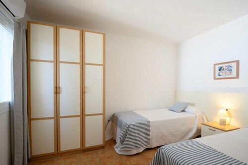 Villa Sa Calma With 4 Bedrooms and 3 Bathrooms