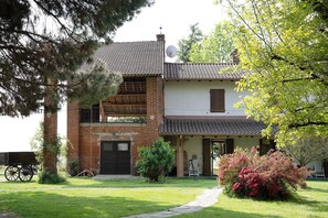 Esterni