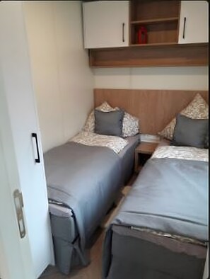 Bed sheets - Tiny Home 'Lotte und Frieda' with Private Terrace (Bayern - Riedenburg)
