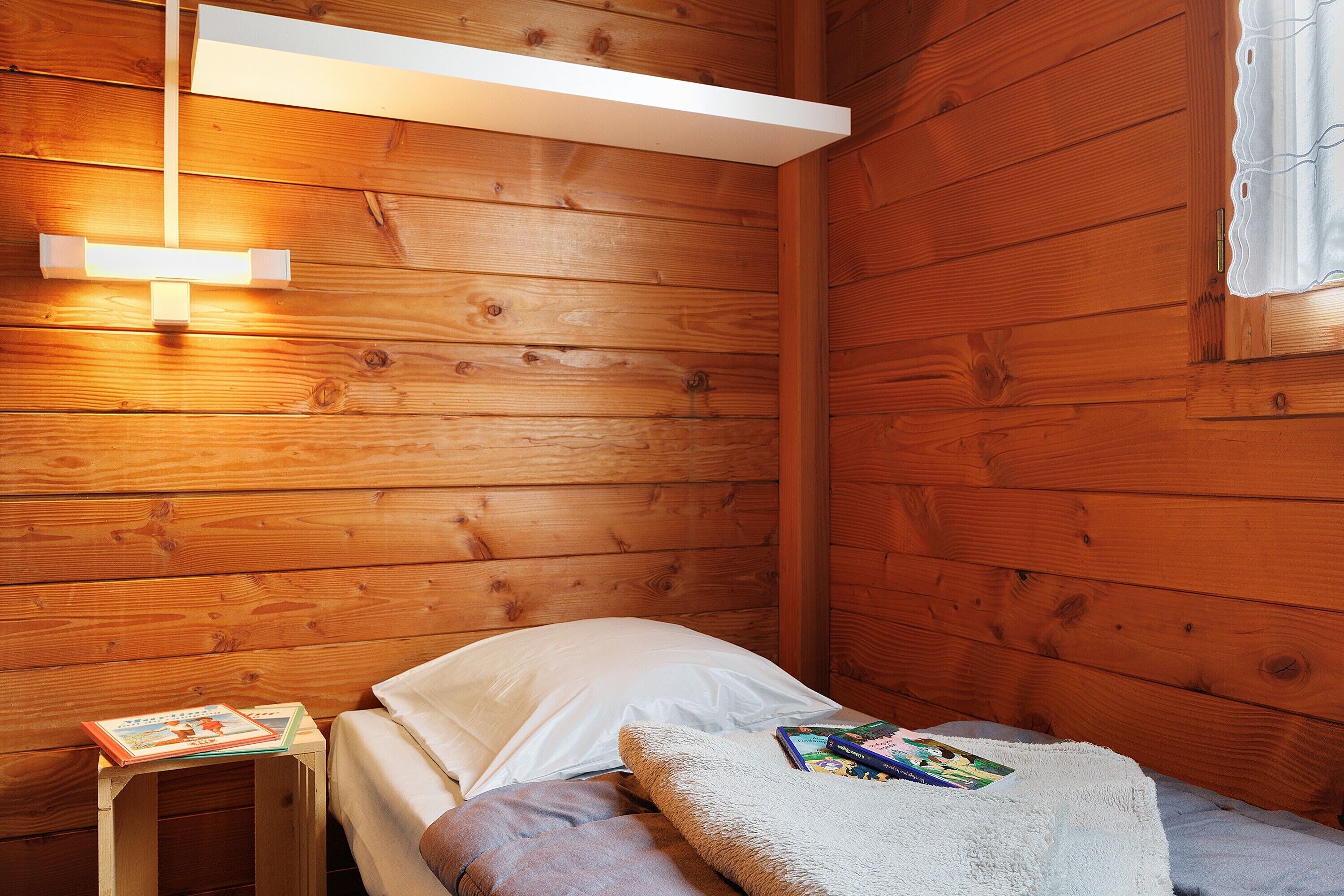 Fer et planche à repasser, Wi-Fi