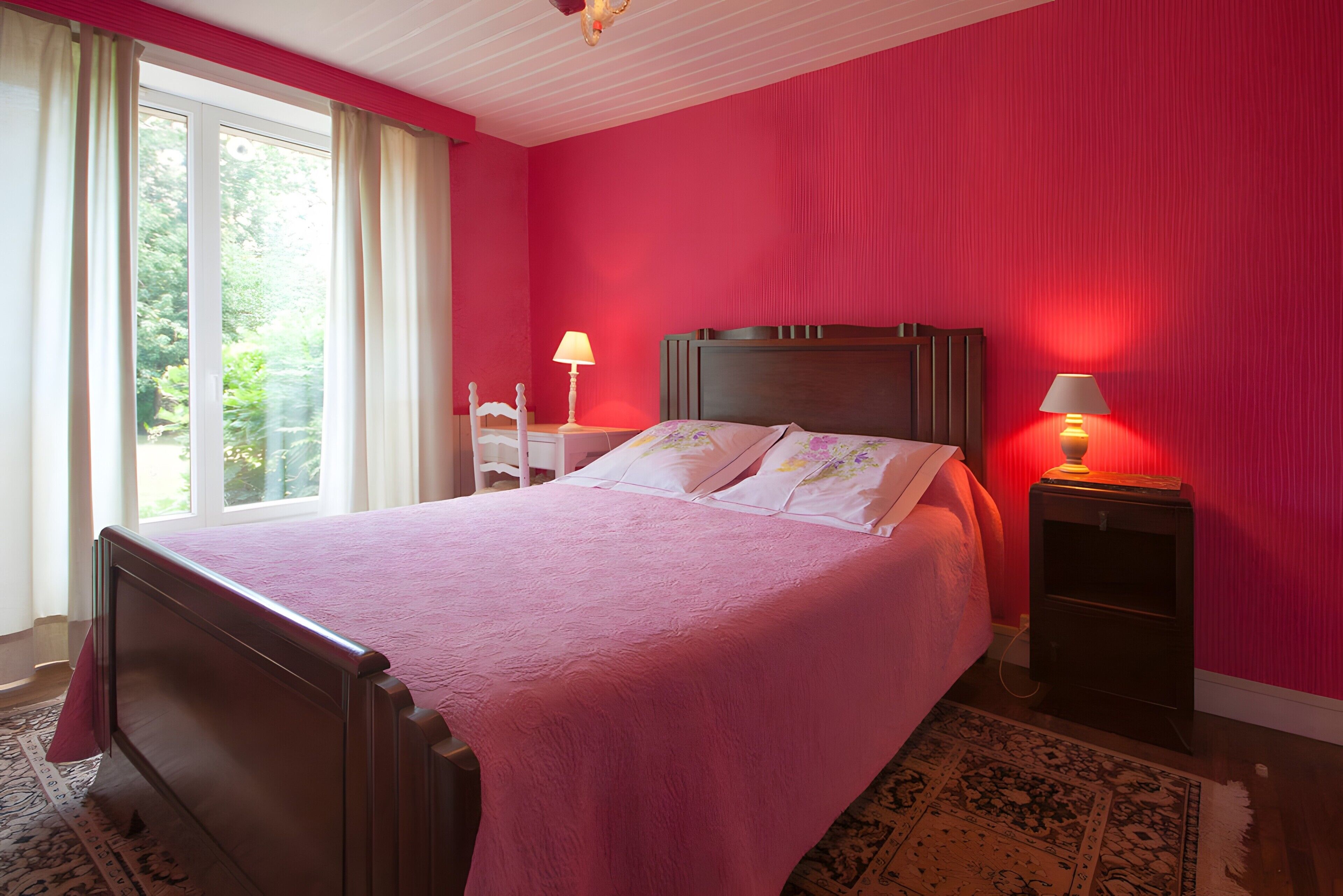 Iron/ironing board, WiFi