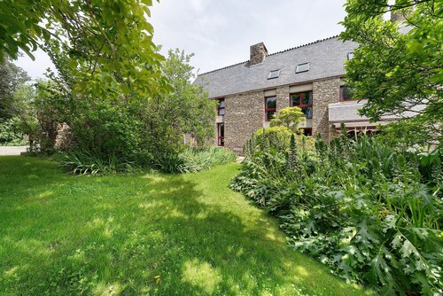 Maison de vacances 'Grand Gîte - Ferme De' avec jardin commun et Wi-Fi