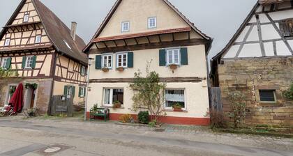 Apartment 'Ferienwohnung 2' with Private Garden and Wi-Fi