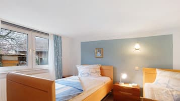 Bügeleisen/Bügelbrett, WLAN, Bettwäsche