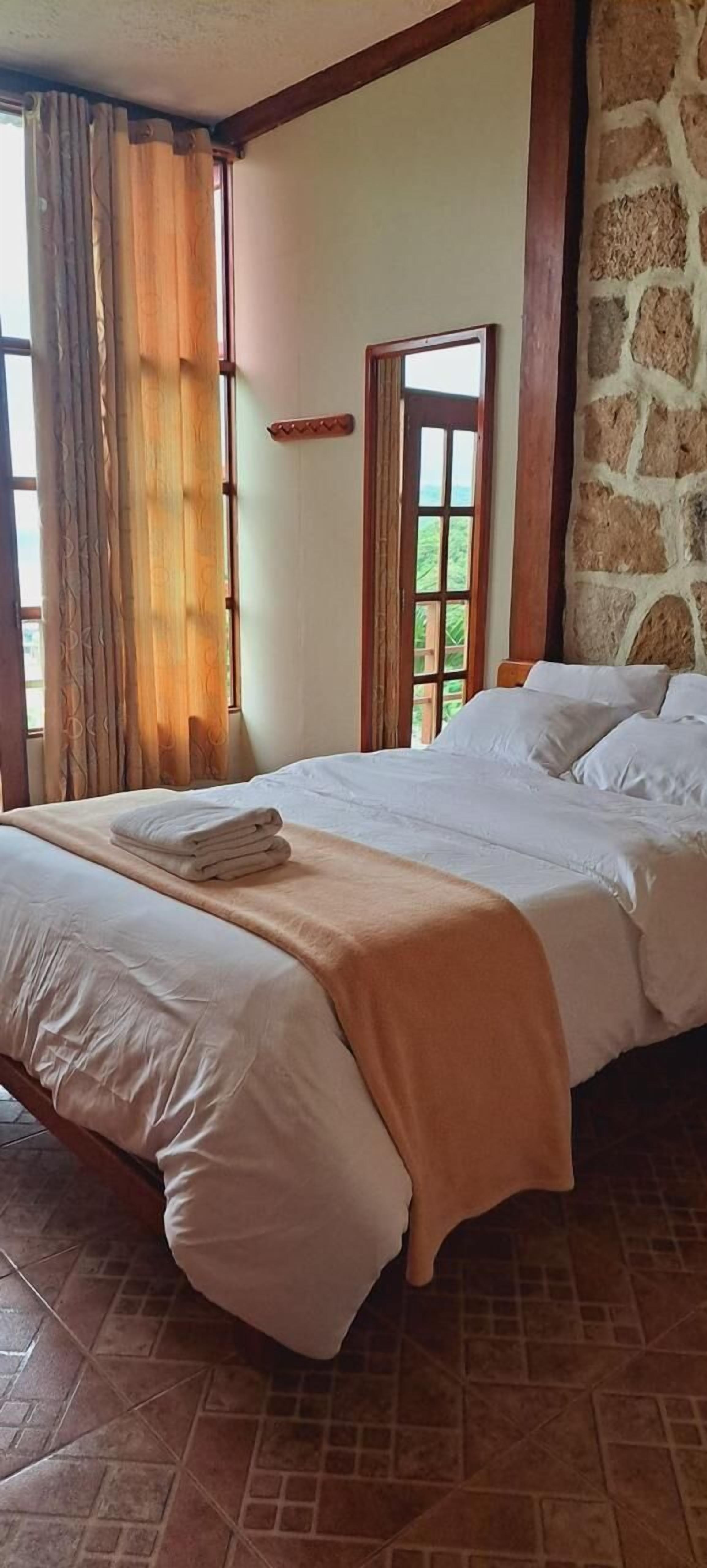 Comfort Double Room, Partial Ocean View | Room amenity