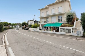 Exterior - Apartment 'Albiceleste Prime Location' with Lake View, Wi-Fi and Air Conditioning (Peschiera del Garda)