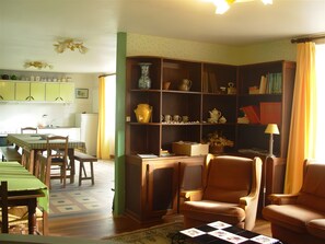 Interior - Bed and Breakfast 'Chambre Emile' (Plouvorn)