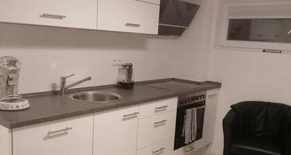 Apartment "Schöne Einliegerwohnung" with Wi-Fi