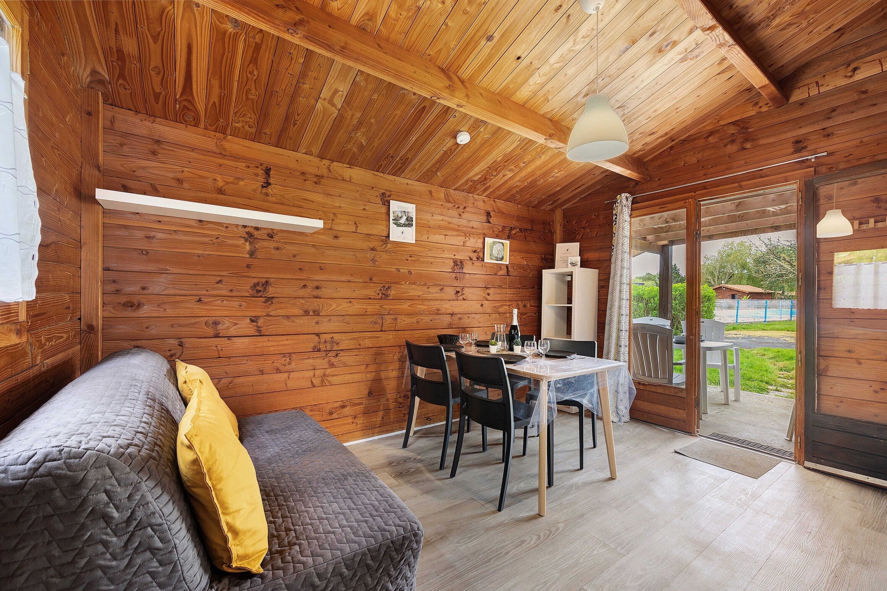 Table de tennis de table