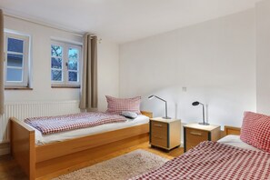 Strygejern/strygebræt, Wi-Fi, sengetøj