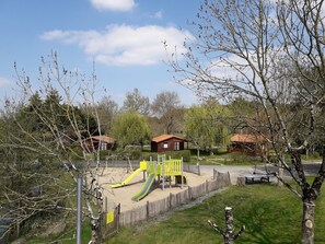 Children's area - Chalet "Confort 20" with Terrace and Shared Pool (Saint-Gervais)