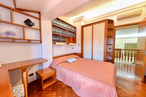 4 bedrooms, free WiFi