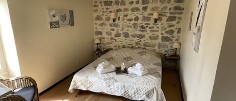 Wi-Fi, draps fournis