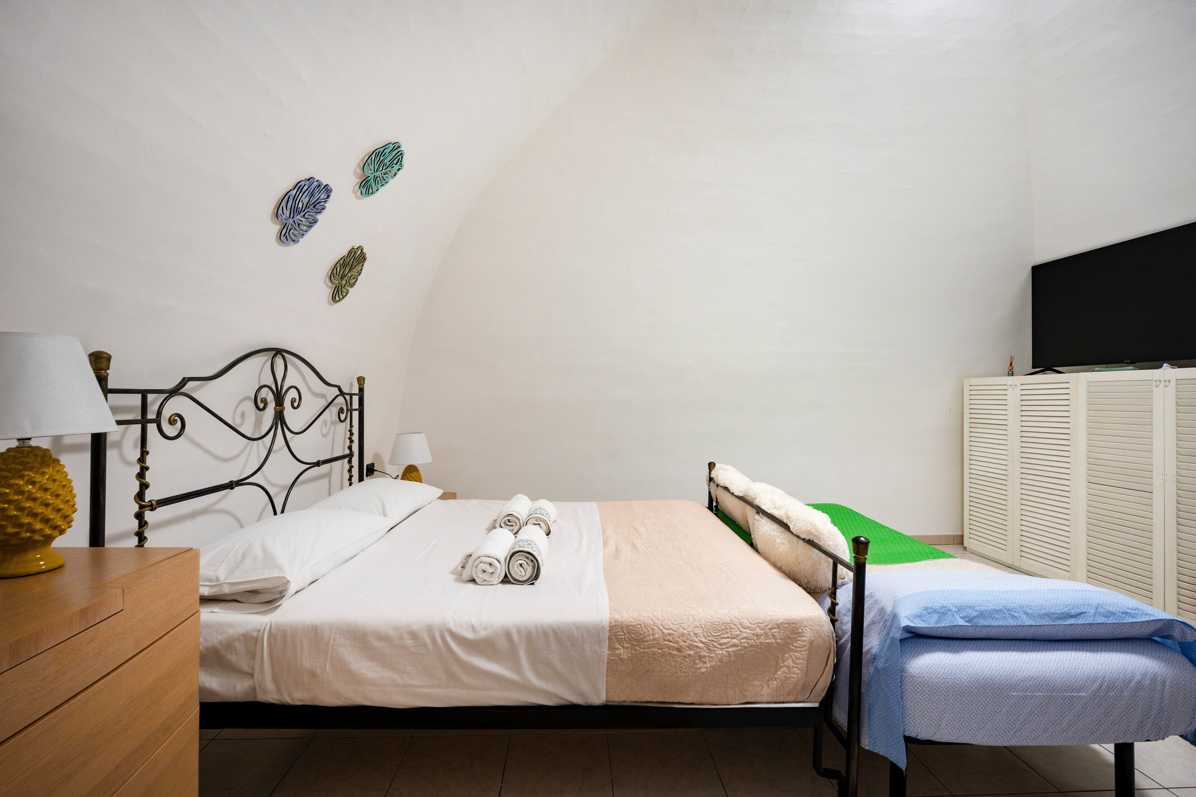 熨斗/熨衣板、WiFi、床单