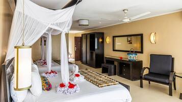 Deluxe Double Room, Sea View | Desk, laptop workspace, iron/ironing board, free WiFi