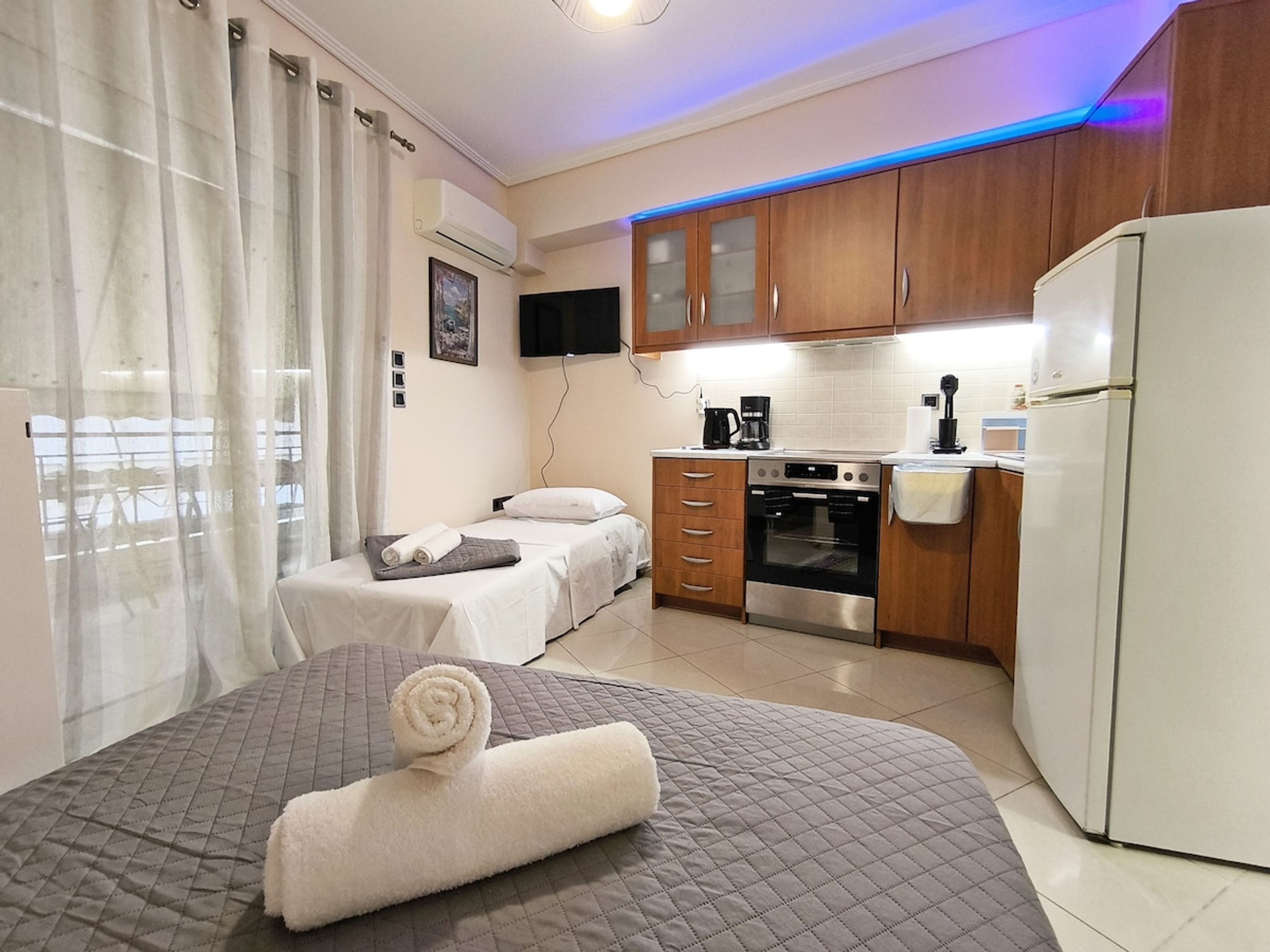 مكواة/لوح كي وواي فاي مجانًا وملاءات أسرّة