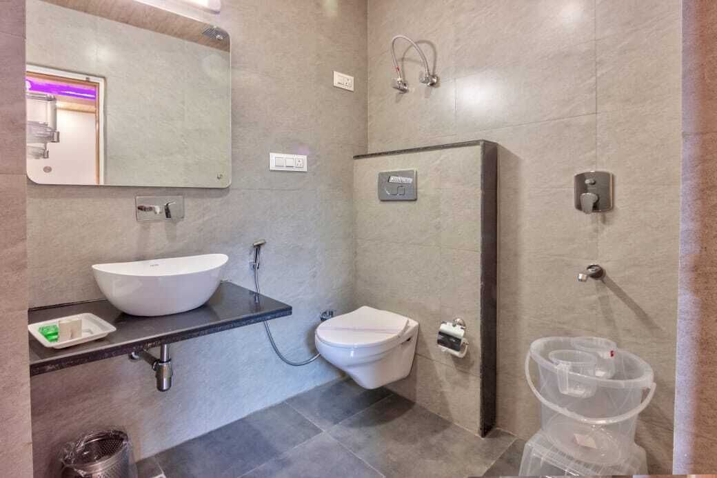 淋浴设施、毛巾、肥皂、洗发水