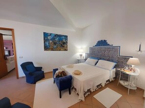 Iron/ironing board, WiFi, bed sheets - 'Blu Sicily' Room with Private Sauna, Shared Pool, Wi-Fi, and Air Conditioning (Marsala)