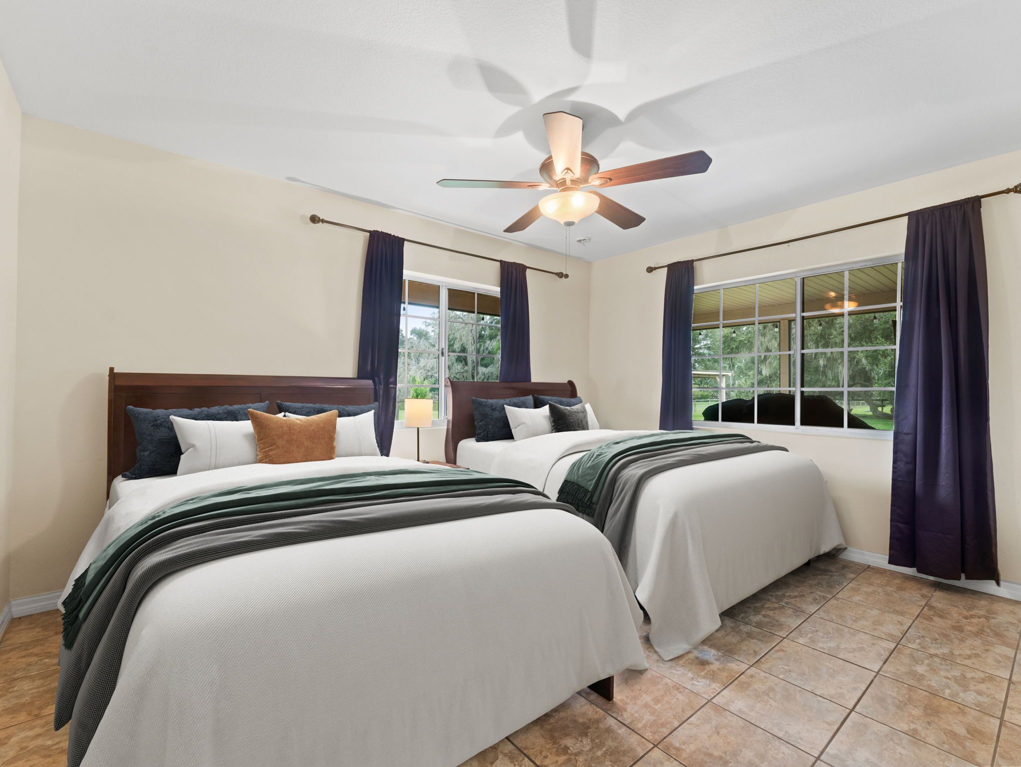 Strykejern/-brett, wi-fi og sengetøy