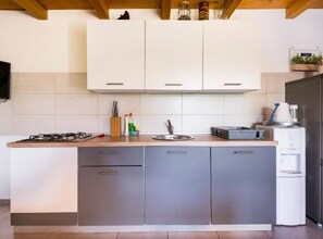 Casa (Village Holiday House Ivan Kozina wit) | Cocina privada | Frigorífico