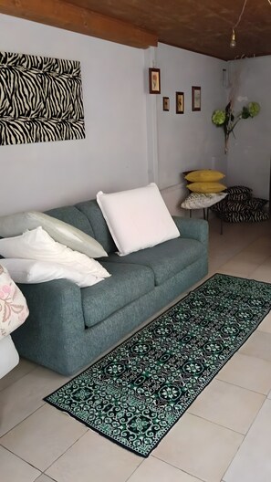 Living area - Annex with Wi-Fi and Air Conditioning (Montegrosso)