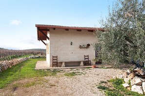 Exterior - Terrace with Private Terrace, Wi-Fi and Air Conditioning (Montegrosso)