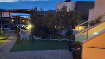 Apartment (Two Bedroom apartment with Terrace (C) | Exterior