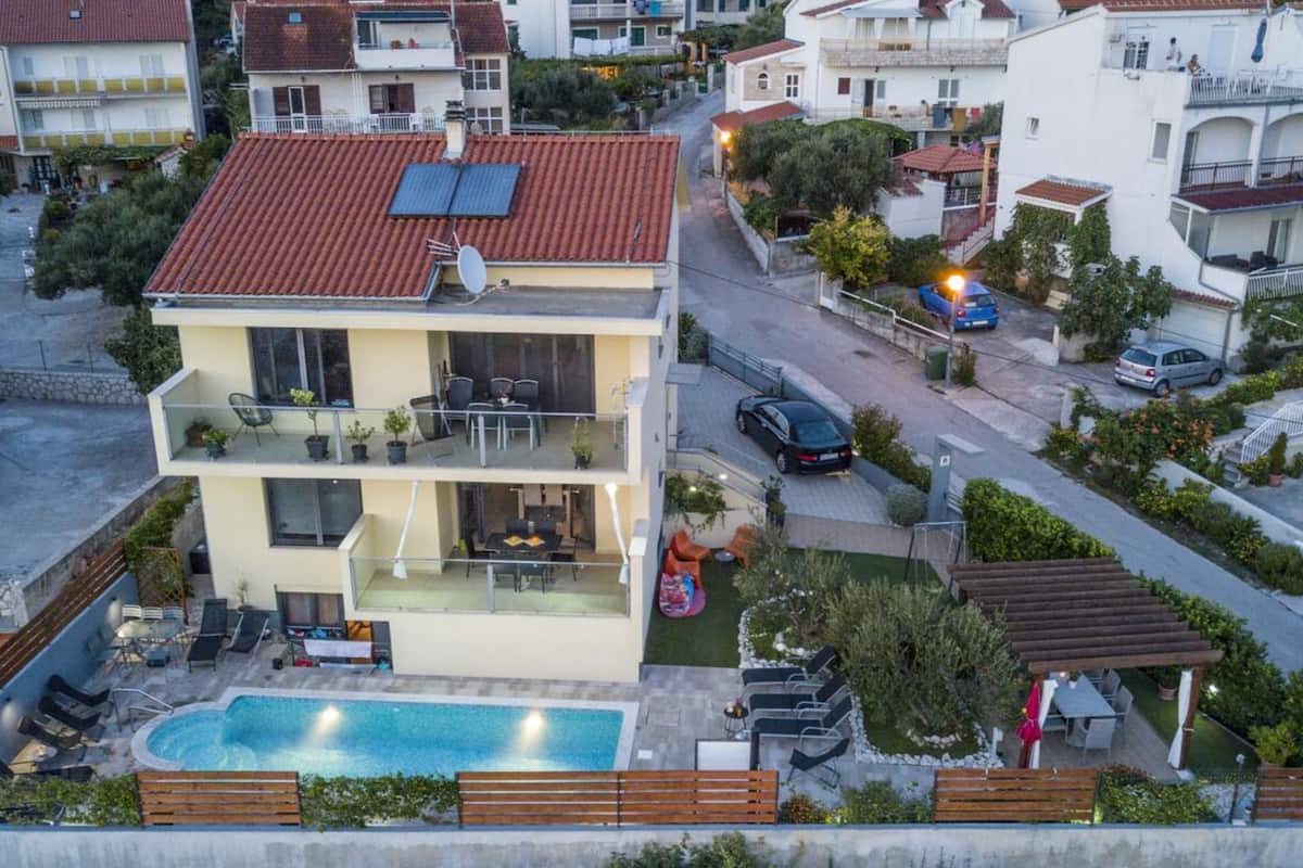 Apartment (Two Bedroom Apartment with Balcony an) | Exterior