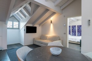 Departamento Elite, vista a la ciudad | Espacio para trabajar con laptop, insonorización y wifi gratis 