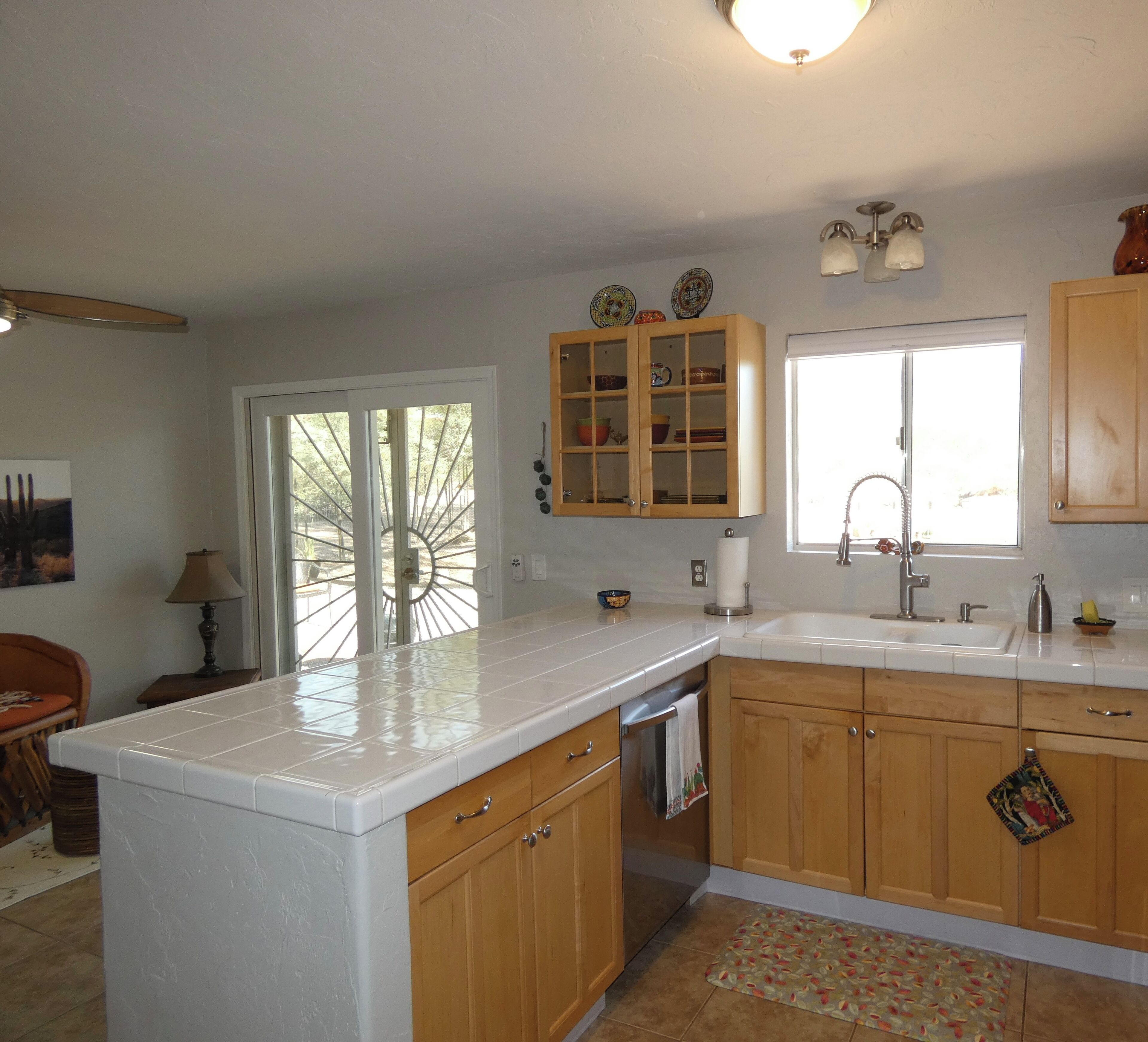 Uuni, liesi, astianpesukone