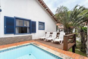 House, Smoking | 3 bedrooms - Petr Polis Piscina Lareira e Natureza Incr vel (Petrópolis)