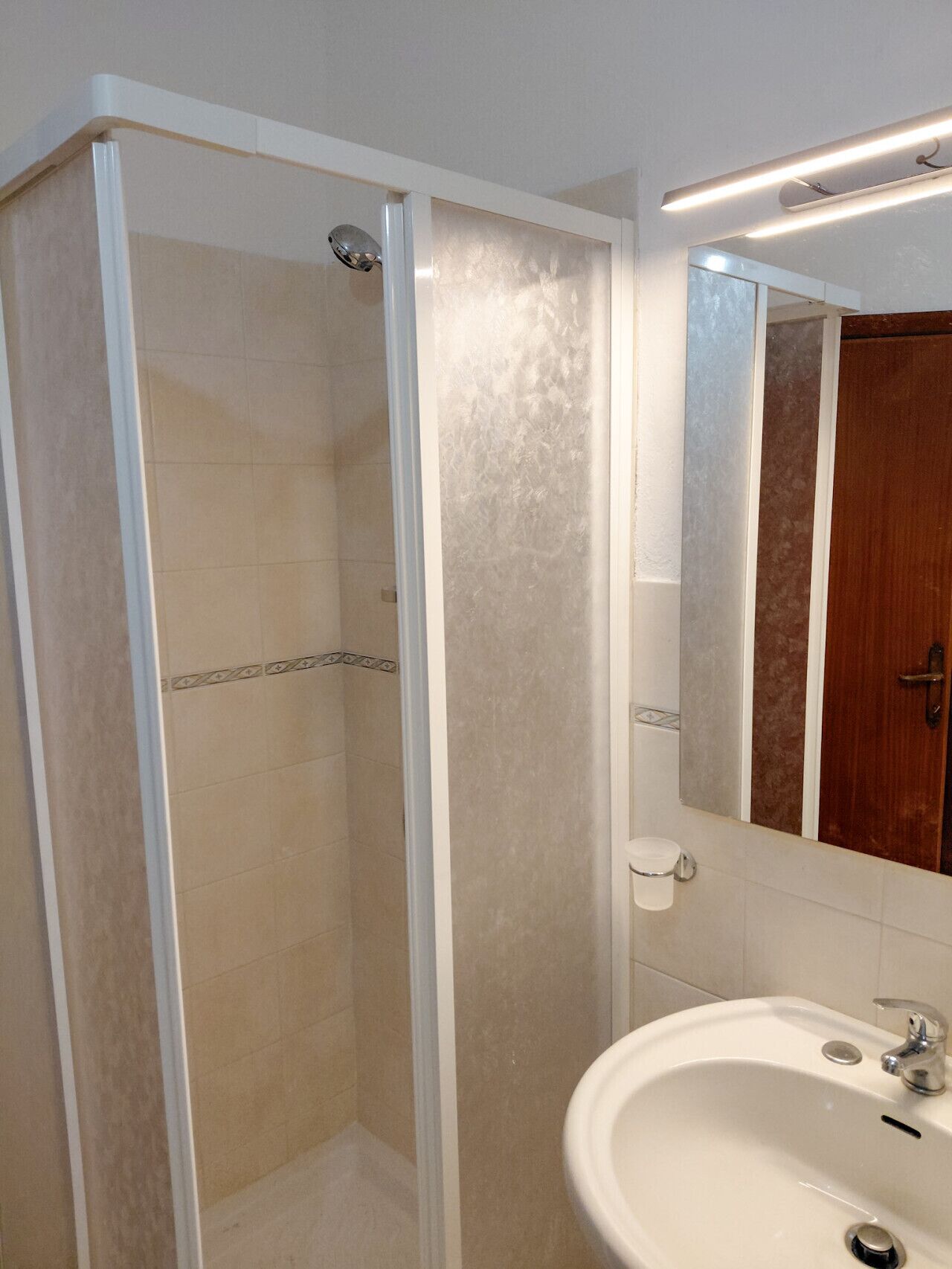 Haartrockner, Handtücher