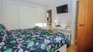 1 bedroom, individually decorated, individually furnished, free WiFi