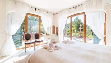 Bügeleisen/Bügelbrett, WLAN, Bettwäsche