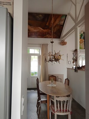 Dining - Artist’s House in Pornichet La Baule (Pornichet)