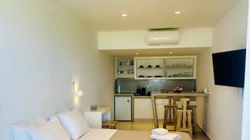 Bügeleisen/Bügelbrett, WLAN, Bettwäsche