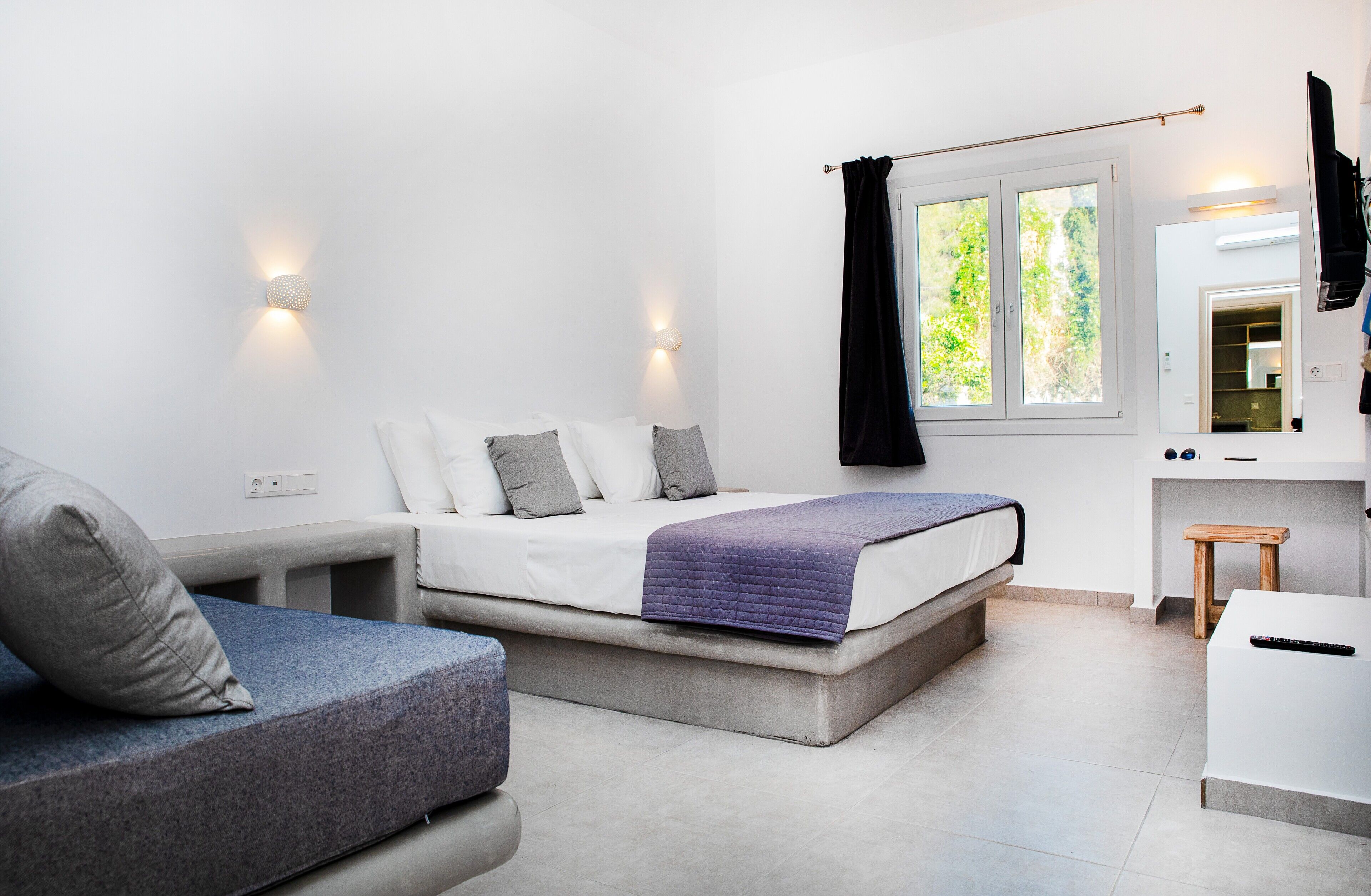 Strykjärn/strykbräda, wi-fi och sängkläder