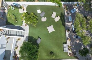 Property grounds - Marble Country House (Paros)