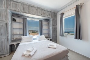 2 bedrooms, iron/ironing board, WiFi, bed sheets - Diamondbig House Country Home with Jacuzzi and Wi-Fi (Paros)