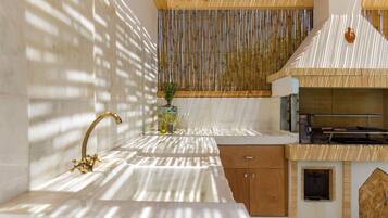 Kühlschrank, Herdplatte, Geschirrspüler