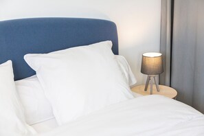 Bügeleisen/Bügelbrett, WLAN, Bettwäsche