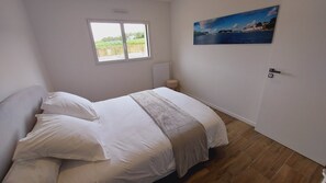 Room - Holiday Home 'An Heol Breizh' with Wi-Fi (Plogastel saint germain)