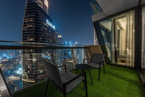 Property grounds - Burj Khalifa & Fountain View | Mall & Metro Access (Dubai)